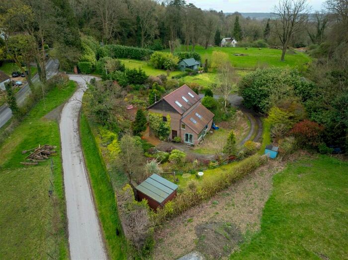 1 Bedroom Detached House For Sale In Springbottom Lane, Bletchingley, Redhill, RH1