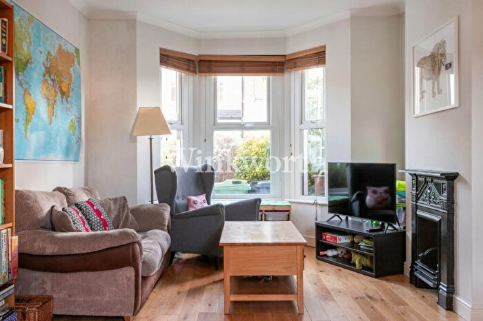 2 Bedroom Terraced House For Sale In Conway Road, London, N15
