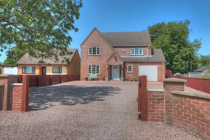 4 Bedroom Detached House For Sale In Main Road, Parson Drove, PE13