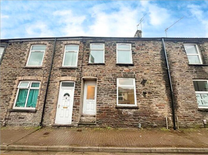 3 Bedroom House To Rent In Wood Road, Treforest, CF37