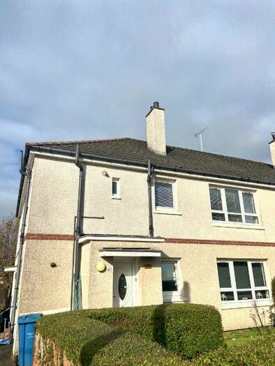 4 Bedroom Flat To Rent In Langton Crescent, Pollok, Glasgow, G53