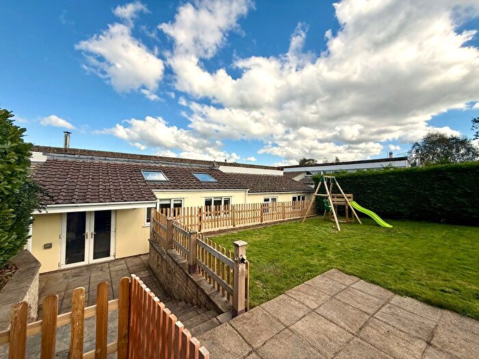 4 Bedroom Semi Detached House For Sale In Innicks Close, Ubley, BS40