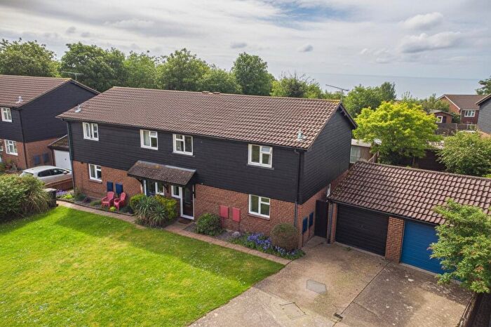 3 Bedroom Semi-Detached House For Sale In Emerald Close, Wokingham, Berkshire, RG41