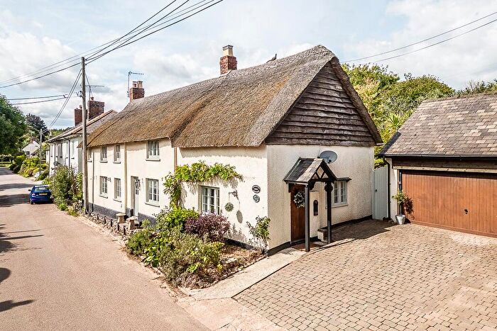 4 Bedroom Cottage For Sale In Yettington, Budleigh Salterton, EX9