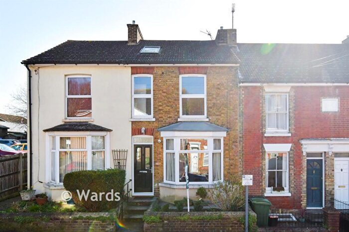 3 Bedroom Terraced House For Sale In Foley Street, Maidstone, Kent, ME14
