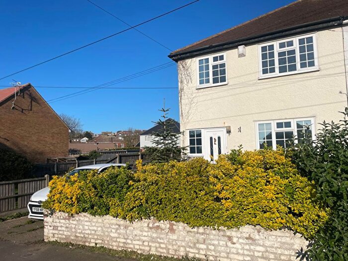 3 Bedroom Semi Detached House To Rent In The Broadway, Sheerness, ME12