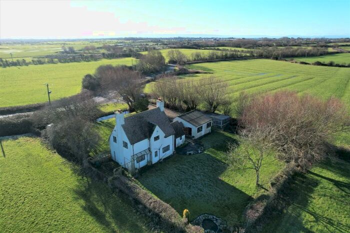 3 Bedroom Detached House For Sale In Brean Road, Lympsham, BS24