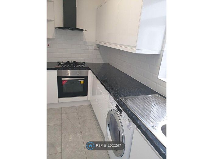 3 Bedroom Semi-Detached House To Rent In Sherbourne Road, Wolverhampton, WV10