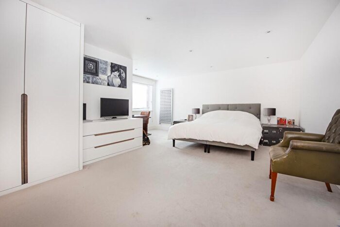 2 Bedroom Apartment To Rent In Charter Quay Kingston Upon Thames, KT1