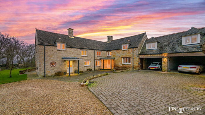 6 Bedroom Barn Conversion For Sale In Nevill Holt, LE16