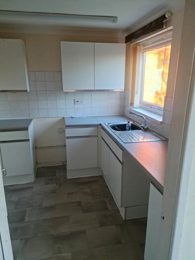 1 Bedroom Flat To Rent In Ash House, Greenbank, Lilac Drive, Northwich, CW8