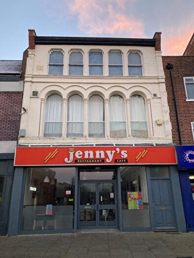 2 Bedroom Apartment To Rent In High Street, Kettering, Northamptonshire, NN16