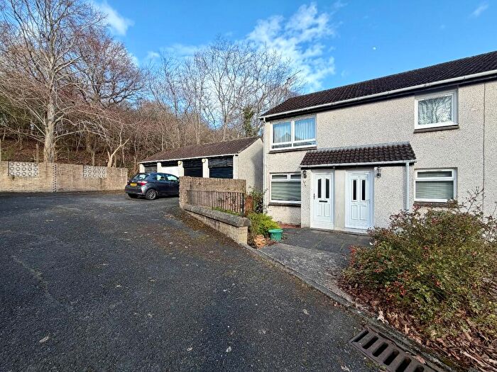 2 Bedroom Flat To Rent In Lennox Gardens, Linlithgow, Linlithgow, EH49