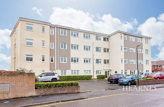 2 Bedroom Flat For Sale In St Catherines Road, Southbourne, Bournemouth, BH6