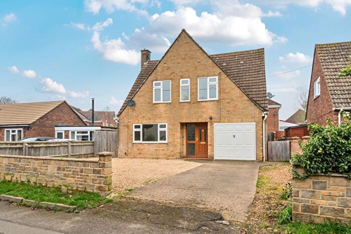 3 Bedroom Detached House For Sale In Milton Village, Oxfordshire, OX14