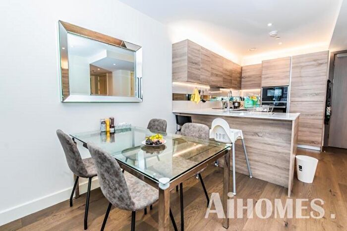 2 Bedroom Flat For Sale In Deveraux House, Duke Of Wellington Avenue, London, SE18