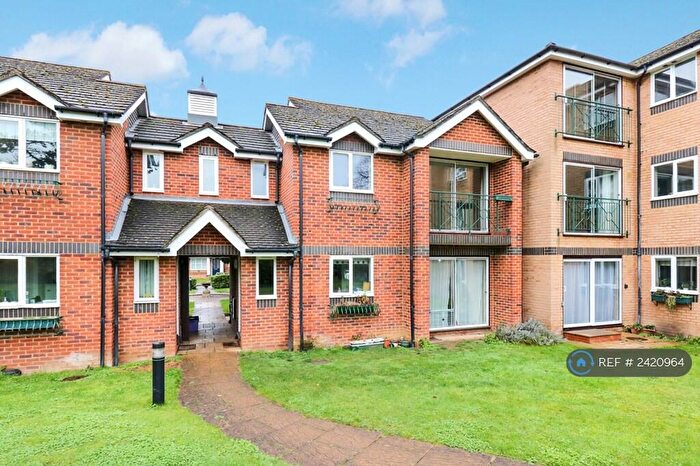 2 Bedroom Flat To Rent In All Saints Avenue, Maidenhead, SL6