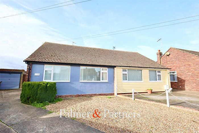 2 Bedroom Bungalow For Sale In Eves Court, Harwich, Essex, CO12