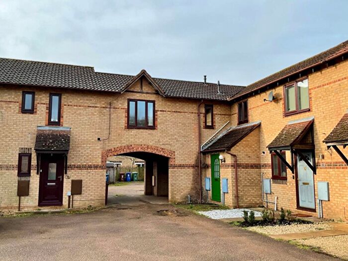 1 Bedroom Coach House To Rent In Hornbeam Road, Bicester, OX26