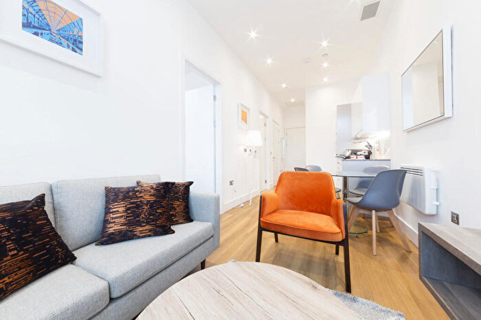 1 Bedroom Flat To Rent In Atria House, Slough, London, SL1