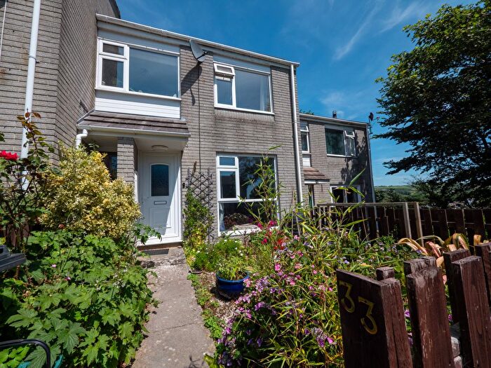 3 Bedroom Terraced House For Sale In St. Peters Road, Stratton, EX23