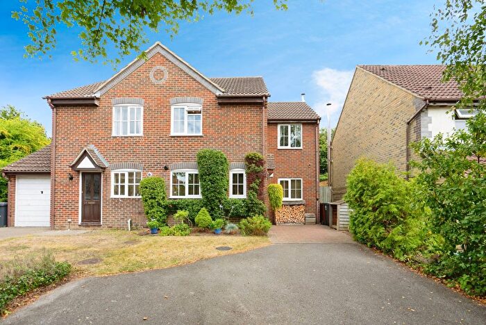 3 Bedroom Semi-Detached House For Sale In Saunders Close, Uckfield, East Sussex, TN22