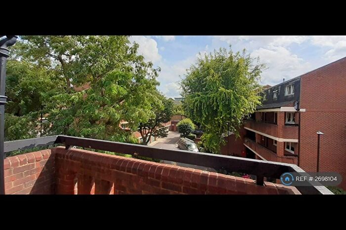 1 Bedroom Flat To Rent In Wynford Road, London, N1