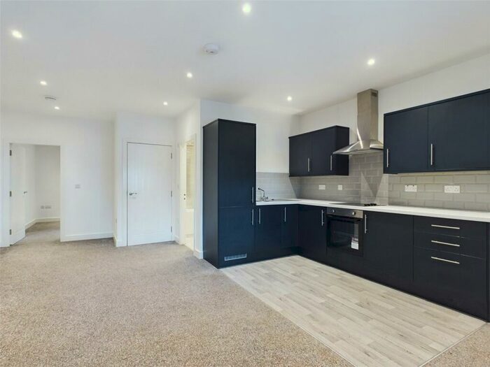 1 Bedroom Apartment To Rent In College Road, Doncaster, South Yorkshire, DN1