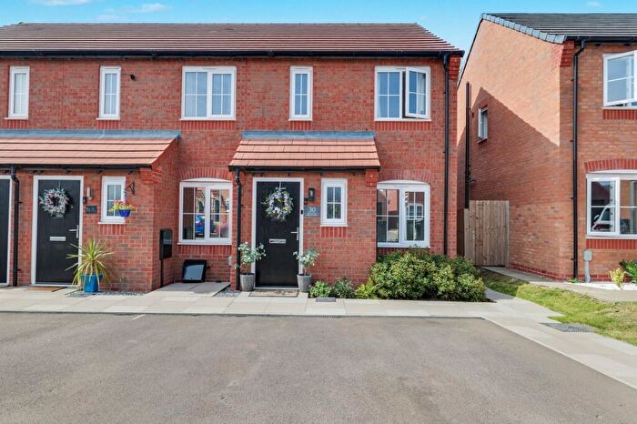 2 Bedroom House For Sale In Romulus Way, Nuneaton, CV11