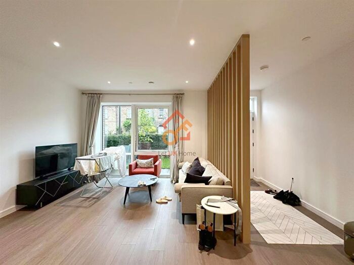 2 Bedroom Property To Rent In Leamore Street, London, W6