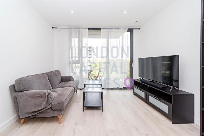 2 Bedroom Apartment To Rent In Willowbrook House, Coster Avenue, London, N4