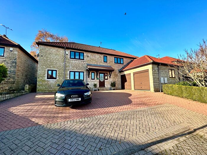5 Bedroom Detached House To Rent In Grove Court, Marr, DN5