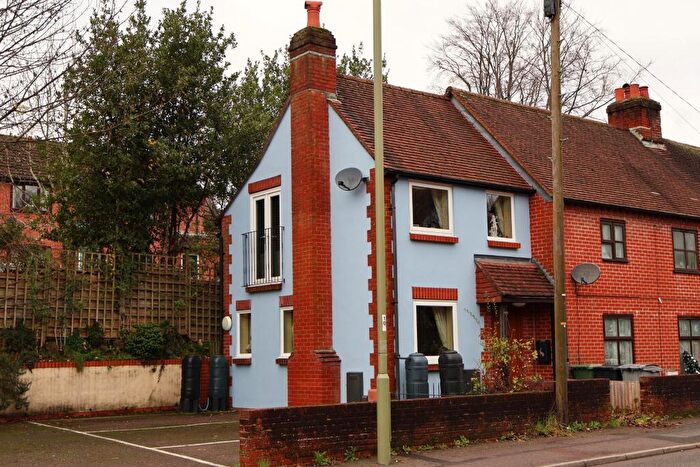 1 Bedroom House For Sale In London Road, Horndean, PO8