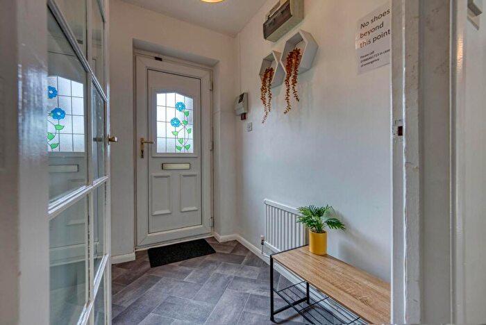 3 Bedroom Semi-Detached House To Rent In Abberton Way, Loughborough, LE11