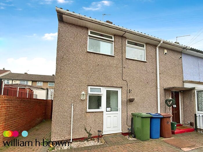 2 Bedroom End Terrace House To Rent In Stanford Le Hope, Essex, SS17
