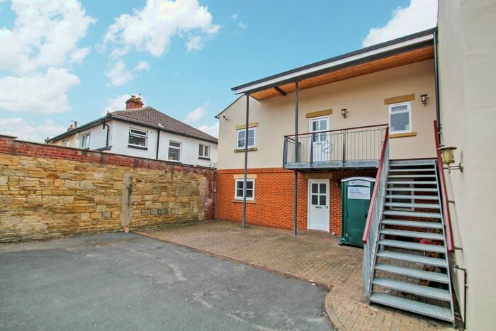 2 Bedroom Terraced House To Rent In Kirkstall Industrial Park, Kirkstall Road, Leeds, LS4