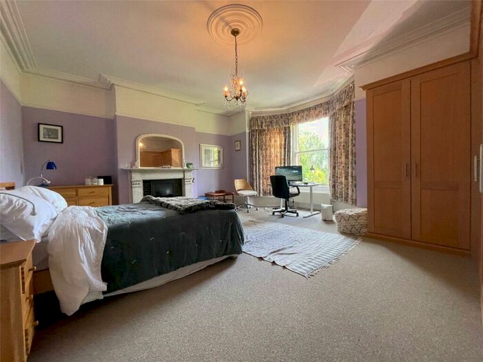 1 Bedroom Terraced House To Rent In Devonshire Place, Exeter, Devon, EX4