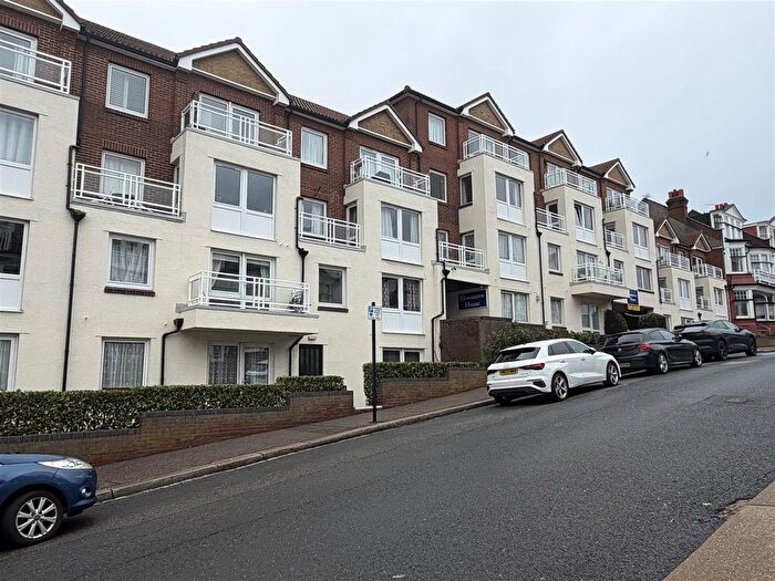 1 Bedroom Property For Sale In Holland Road, Westcliff-On-Sea, SS0