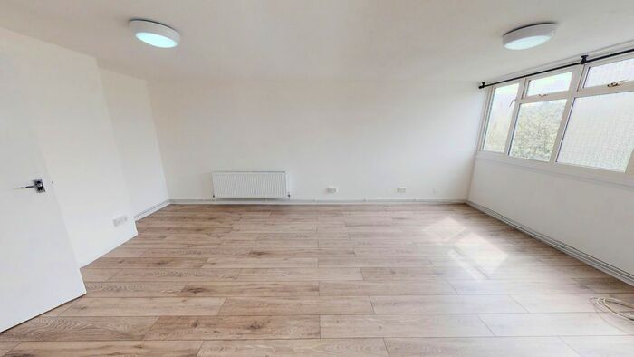 2 Bedroom Flat To Rent In St. Saviours Road, Croydon, CR0