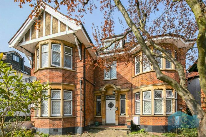 2 Bedroom Apartment To Rent In Alexandra Park Road, Muswell Hill, London, N22