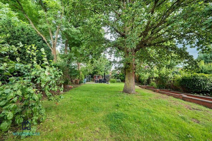 1 Bedroom Flat To Rent In Capel Road, Barnet, EN4