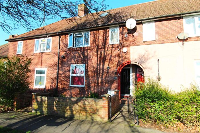 4 Bedroom Terraced House For Sale In Reigate Avenue, Sutton, SM1