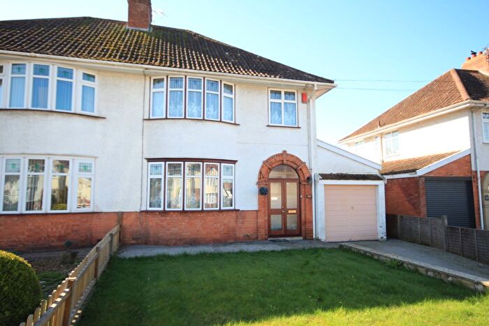 3 Bedroom Semi-Detached House For Sale In Quantock Road, Bridgwater, TA6