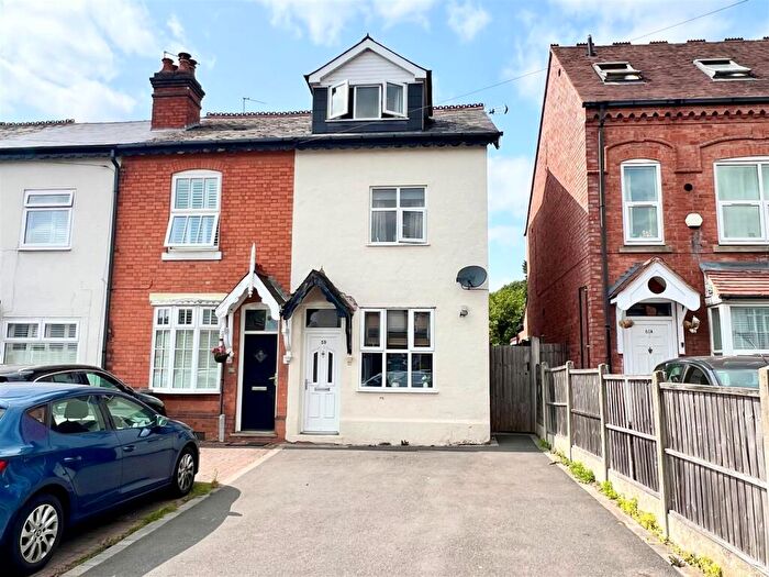 3 Bedroom Semi-Detached House For Sale In Olton Road, Shirley, Solihull, B90