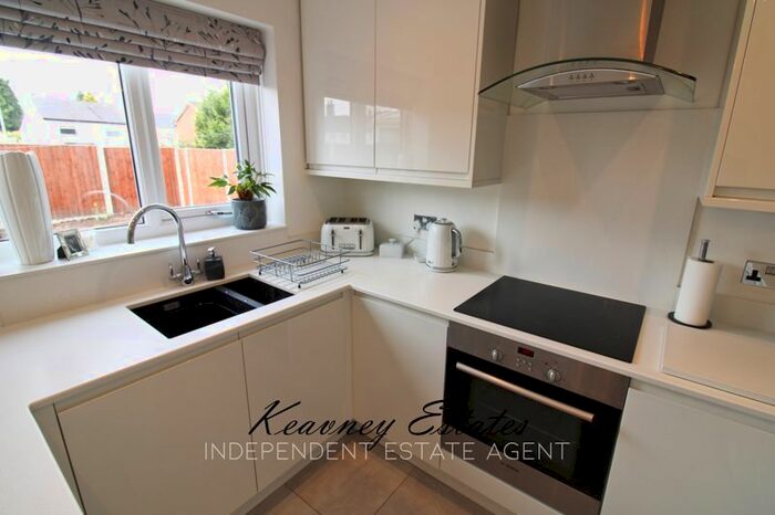 3 Bedroom Semi-Detached House For Sale In Irvine Avenue, Boothstown, M28