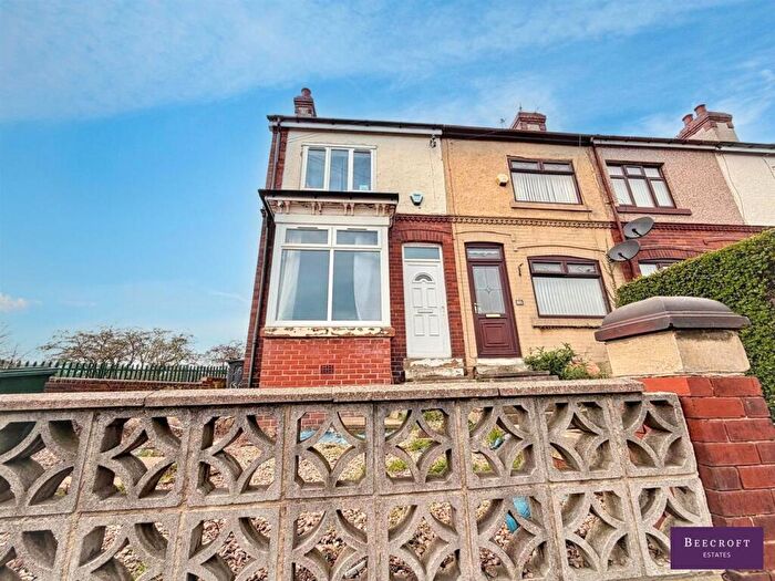 2 Bedroom Town House For Sale In High Street, Goldthorpe, Rotherham, S63