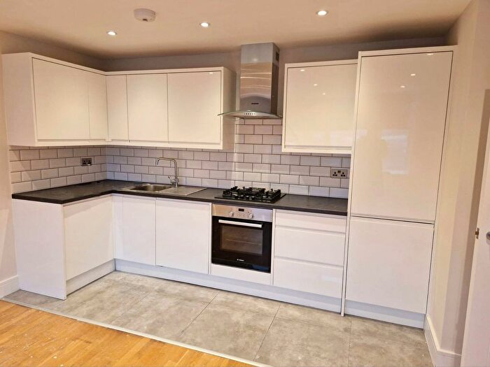 1 Bedroom Flat To Rent In Eastern Road, Bracknell, Berkshire, RG12