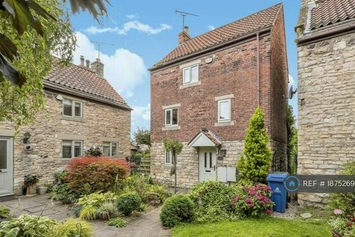1 Bedroom Detached House To Rent In Warmsworth Court, Warmsworth, Doncaster, DN4