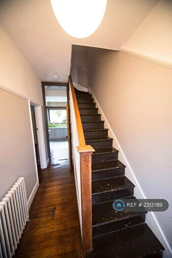 5 Bedroom Terraced House To Rent In Bushey Hill Road, London, SE5