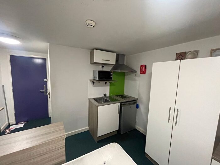 Studio To Rent In Bridge Road, Birmingham, B8